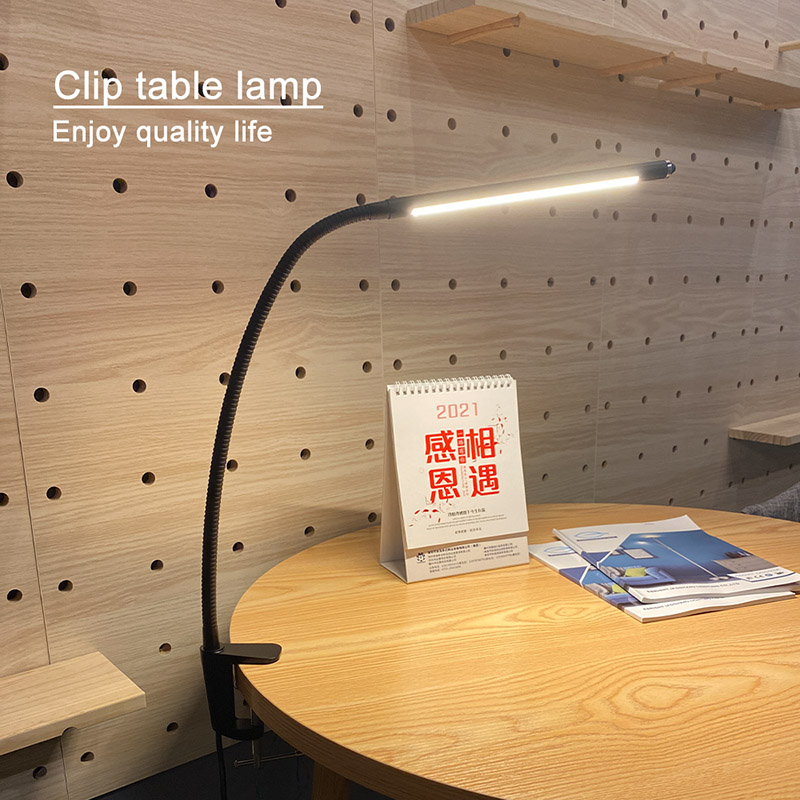 Lampada da tavolo a LED con clip